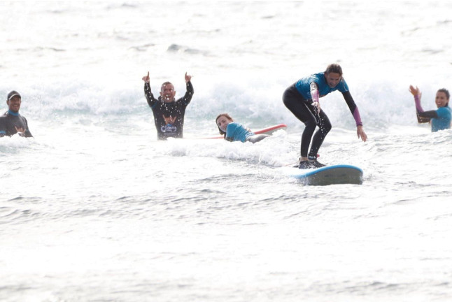 Clase de Surf con Fotos en Playa Las Américas (Arona, Santa Cruz de Tenerife)