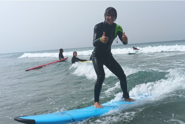 Clase de Surf en Grupo (Tarifa, Cádiz)