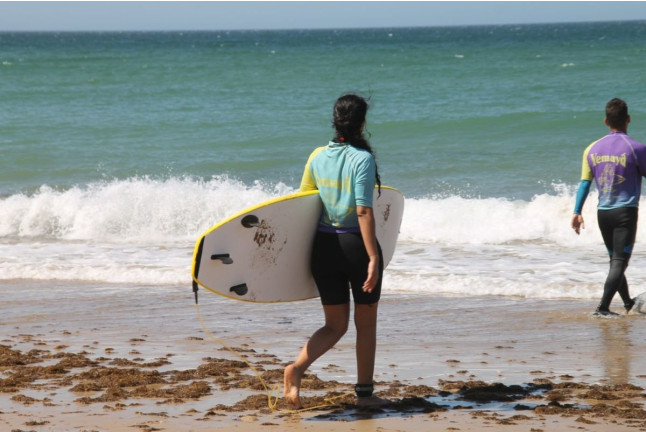 Clase de Surf (Zahara de los Atunes, Cádiz)