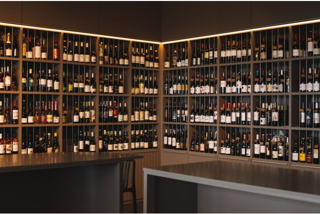Cata de Vino y Picoteo Gourmet para dos en Bodega Tajinaste (La Orotava, Tenerife)