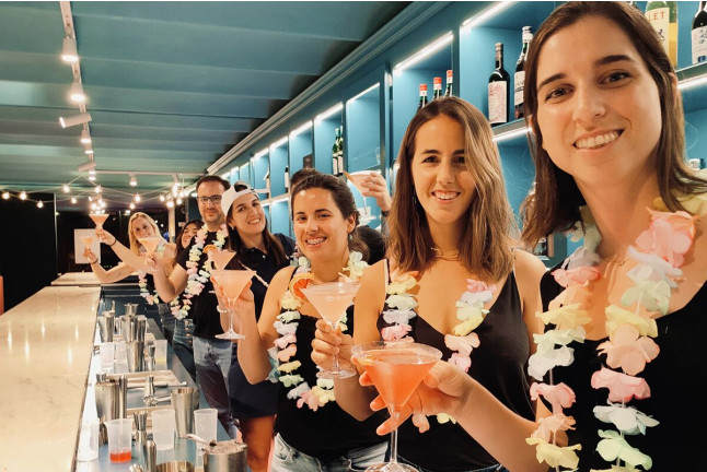 Taller de Coctelería: Cócteles Afrodisíacos en Las Vermudas University (Barcelona)