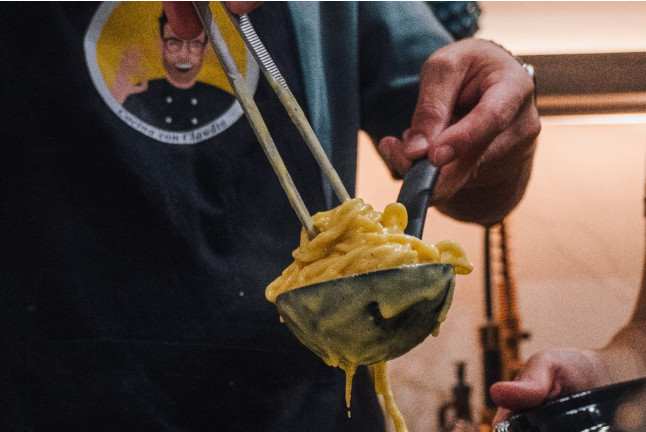 Taller de Carbonara Auténtica y Pasta Fresca con un Chef Romano (Valencia)