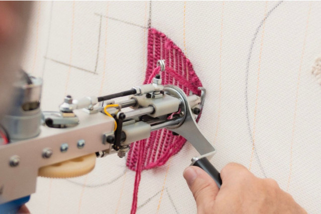 Taller de Iniciación de Tufting en Apachucharte Espacio Artesano (Madrid)