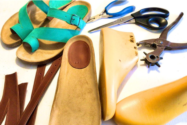 Taller de Creación de Calzado: Crea Tus Propias Sandalias en Nómada Atelier (Ciutadella de Menorca, Menorca)