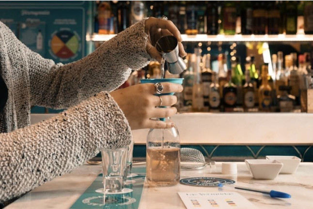 Taller de Elaboración de Vermut y Degustación en Las Vermudas University (Barcelona)