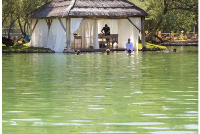 Acceso al Lago Termal para dos en Balneario Termas Pallarés (Alhama de Aragón, Zaragoza)