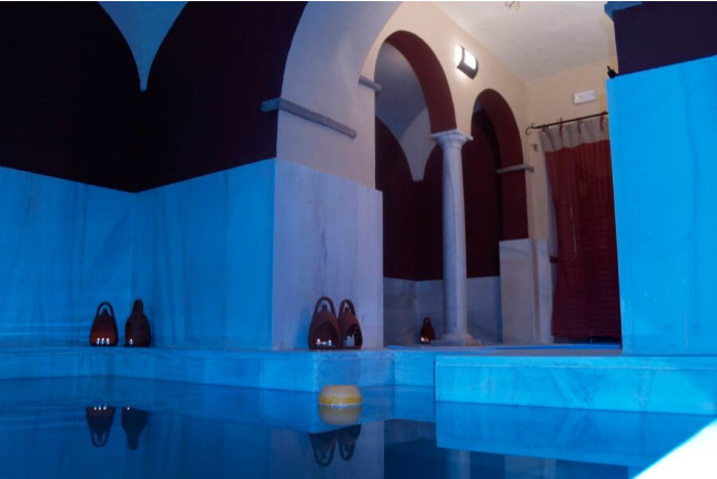 Baños Termales privados y Masaje Relajante en Termas Aqua Libera (Aljucén, Badajoz)