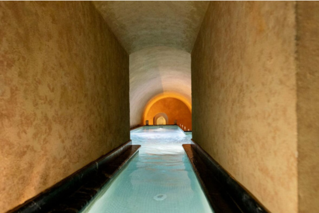 Termas Romanas y Desayuno en Hospes Palacio del Bailío 5* (Córdoba)