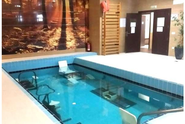 Circuito de Fisioterapia Hidrotermal de Salud y Masaje para dos en Theramar (Gijón, Asturias)