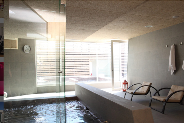 First Wellness: Baño Termal Marino y Masaje en Hotel Thalasso Cantábrico Las Sirenas 4* (Viveiro, Lugo)