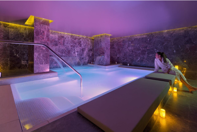 Escapada con Spa en Hotel The One Barcelona 5*GL y Cena en Restaurant el Somni con Llave Michelin (Barcelona)