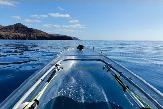 Nautical Premium Tour: Salida en Kayak Transparente Eléctrico (Fuerteventura)