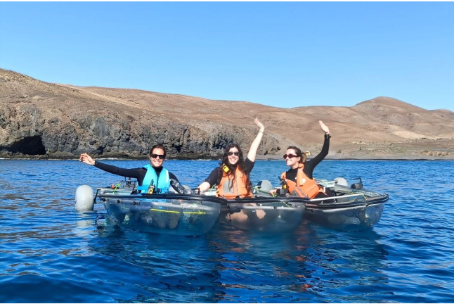 Nautical Premium Tour: Salida en Kayak Transparente Eléctrico (Fuerteventura)