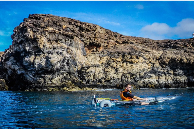Nautical Premium Tour: Salida en Kayak Transparente Eléctrico (Fuerteventura)
