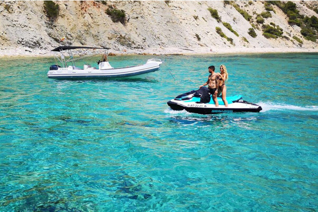 Tour en Jet Ski (Santa Eulalia del Río, Ibiza)