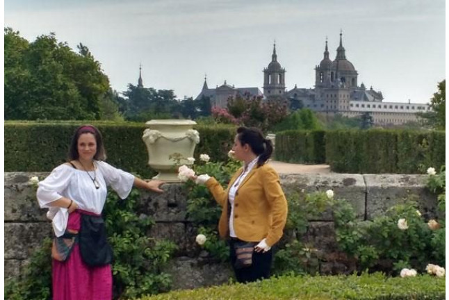 Pack Leyendas: Ruta en Tren de Felipe II desde Madrid hasta El Escorial con Visita Caracterizada por Exteriores (Madrid)