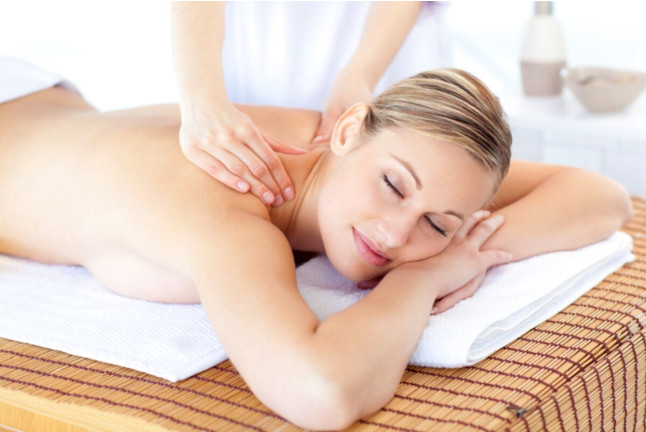 Tratamiento Baco: Vinoterapia y Masaje para dos en Hotel Spa Kinedomus Bienestar 4* (Burgos)