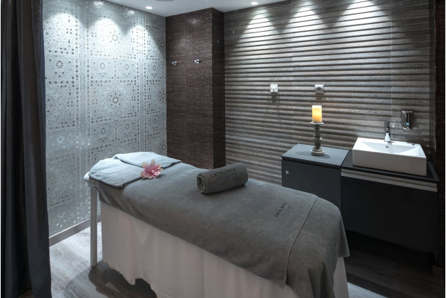Organic Express Facial: Tratamiento Facial Hidratante en Hotel Catalonia Plaza Catalunya 4* (Barcelona)