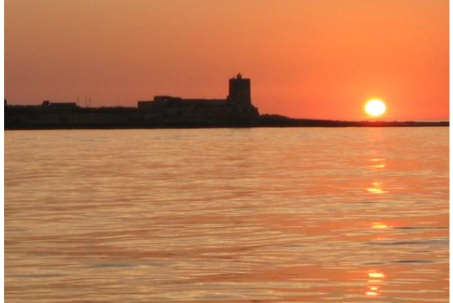 Puesta de Sol  exclusiva en Velero y Cena Árabe para dos (Chiclana, Cádiz)