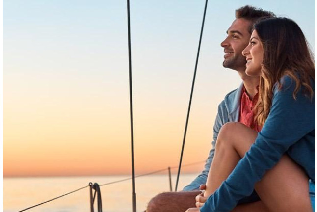 Puesta de Sol  exclusiva en Velero y Cena Árabe para dos (Chiclana, Cádiz)