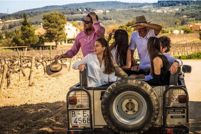 Velero & Alella Winery Tour: Salida en Velero y Visita a Bodega (Barcelona)
