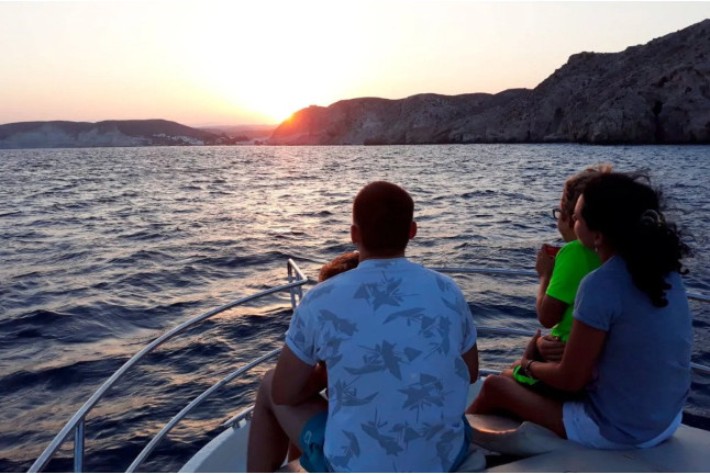 Paseo en Velero con Puesta de Sol y Copa de Cava por el Parque Natural Cabo de Gata (Los Patricios Carboneras, Almería)