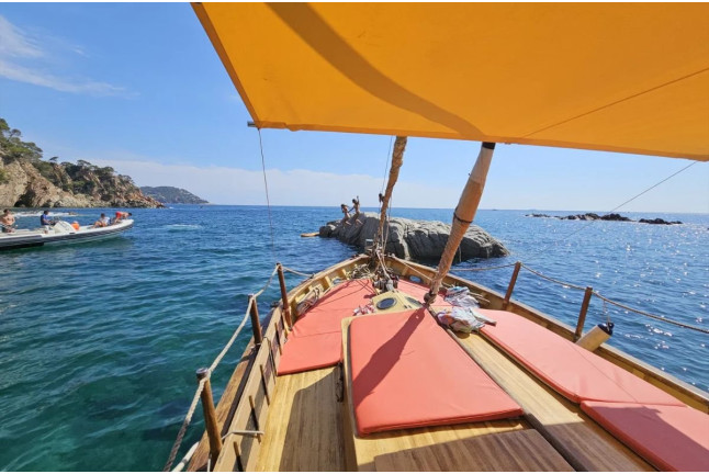 Salida en Velero Tradicional (Calella de Palafrugell, Girona)