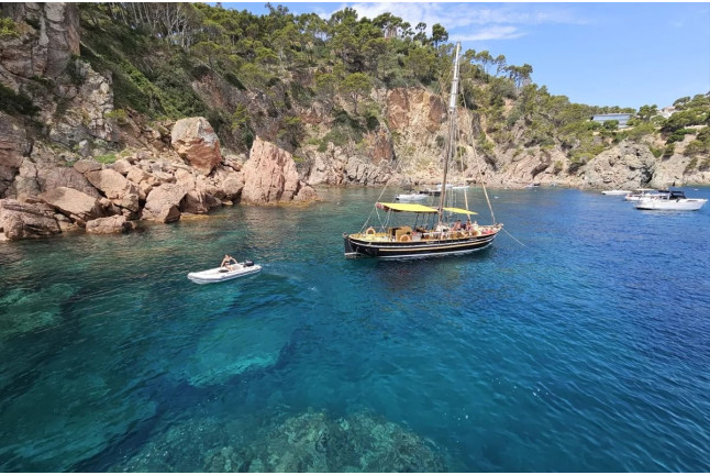 Salida en Velero Tradicional (Calella de Palafrugell, Girona)