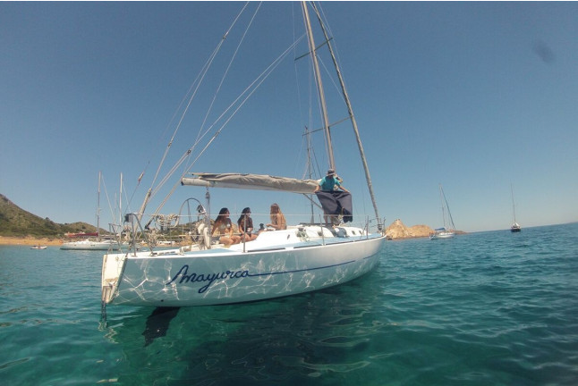 Excursión Privada en Velero para Ver la Puesta de Sol (Fornells, Menorca)