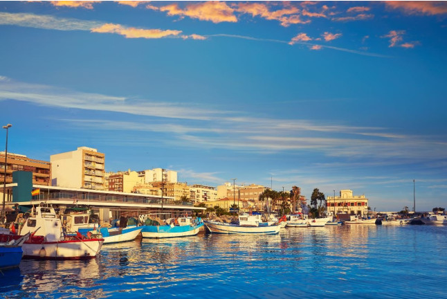 Sunset Tabarca: Puesta de Sol en Velero con Snorkel y Paddle Surf (Santa Pola, Alicante)