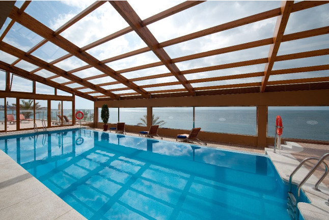 Puesta de Sol, Cena Romántica en Velero y Spa para dos en Hotel 5* (Estepona, Málaga)