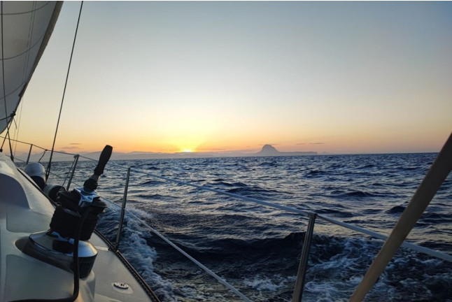 Día Completo en Velero con Snorkel y Paddle Surf (Santa Pola, Alicante)