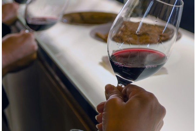 Visita a las Bodegas Viore con Cata de Vino y Aperitivo para dos (Rueda, Valladolid)