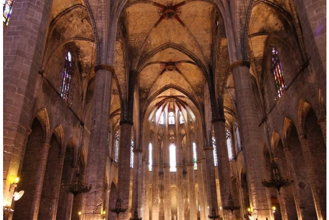 Visita guiada a Santa María del Mar con acceso a Torres y Terrazas (Barcelona)