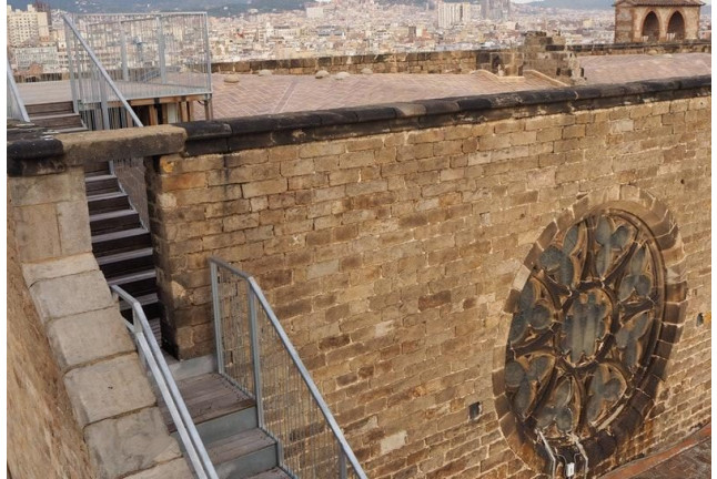 Visita guiada a Santa María del Mar con acceso a Torres y Terrazas (Barcelona)