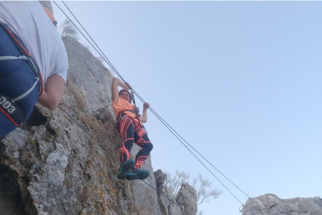 Vía Ferrata en Benalauría para dos (Málaga)