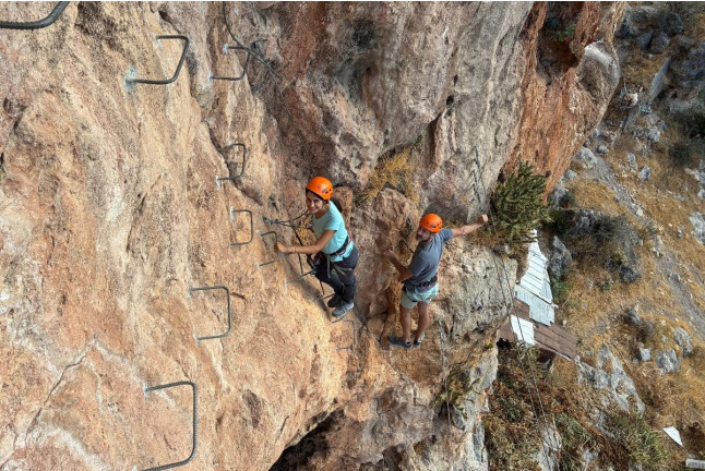 Vía Ferrata en Casares para dos (Málaga)