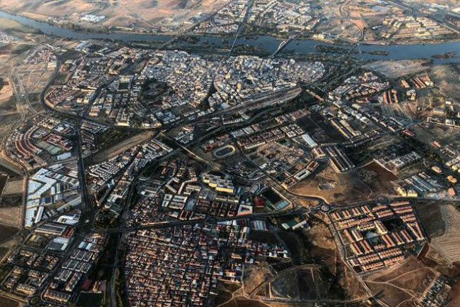 Escapada Romántica con Bañera de Hidromasaje, Cena y Vuelo en Globo para dos (Badajoz)