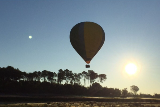 Viaje en Globo con Fotos y Cava (L'Empordà, Girona)