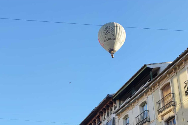 Viaje en Globo con Almuerzo, Champagne y Fotos (Teruel)