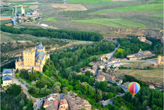 Viaje en Globo con Vídeo y Picnic (Segovia)