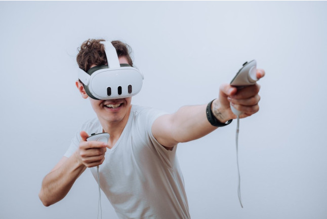 Experiencia de videojuegos con realidad virtual: 1 o 5 sesiones en Volt New Tech (Barcelona)