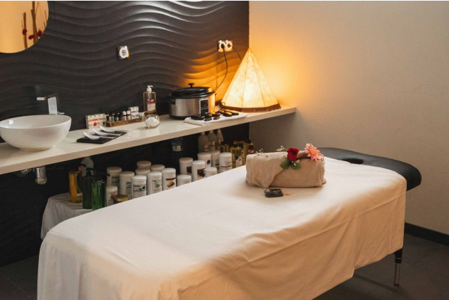 Circuito Spa y Masaje para dos en Hotel Villa del Mar 4* (Benidorm, Alicante)