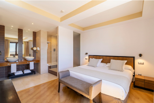 Escapada de 2 Noches con Cena en Hotel Spa Villa Nazules 4* (Almonacid de Toledo, Toledo)