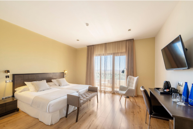Escapada de 2 Noches con Cena en Hotel Spa Villa Nazules 4* (Almonacid de Toledo, Toledo)