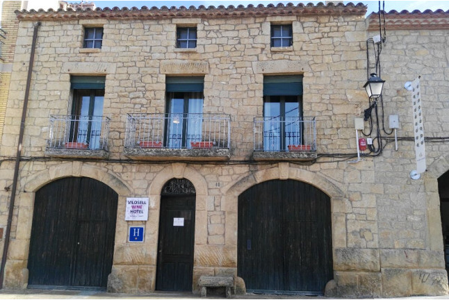 Escapada al Vilosell Wine Hotel con visita al Celler Tomàs Cusiné (Lleida)