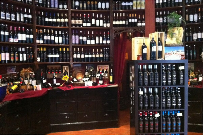 Curso Básico Experimental: Cata de 12 Vinos con Maridaje de Tapas en la Bodega de Los Reyes (Madrid)