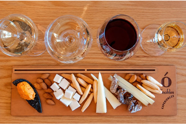 Cata de Vino y Queso para dos en Vinófilos Santa Cruz (Tenerife)