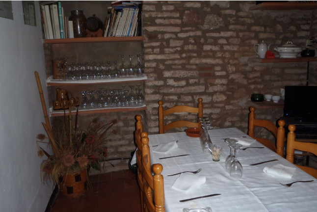 Visita a la Cartoixa de Scala Dei, Cata de Aceite y Comida para dos (Tarragona)