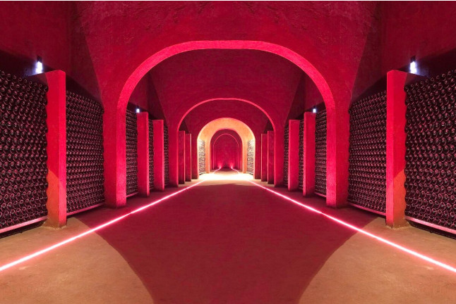 Visita y Cata de Vino y de Ibéricos para dos en Bodegas Perica (La Rioja) 